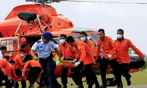 Indonesia tất bật đón thi thể nạn nhân máy bay Air Asia