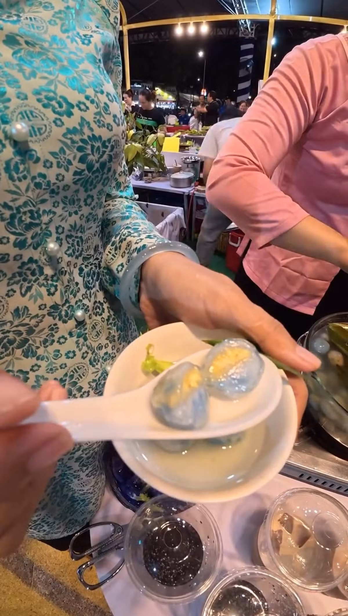 Hương vị ấy gợi liên tưởng đến chính vùng đất Cà Mau – nơi giao hòa giữa nước ngọt U Minh Hạ và nước mặn miền Năm Căn – Đất Mũi.