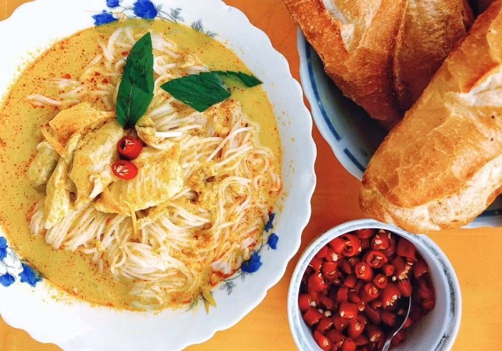 bun-nuoc-ken-beo-bui-tu-nuoc-cot-dua.jpg
