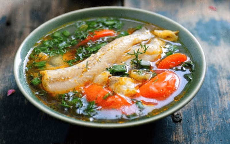 Bên cạnh đó, các axit béo không bão hòa trong cá khoai giúp duy trì làn da khỏe mạnh, hạn chế khô da và viêm da, đồng thời hỗ trợ nuôi dưỡng tóc chắc khỏe, giảm gãy rụng. Ảnh minh họa