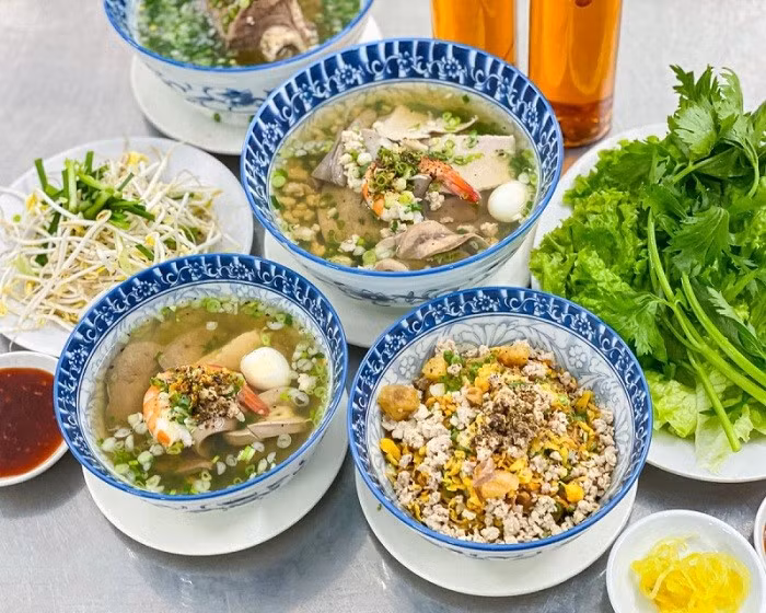 hu-tieu.jpg