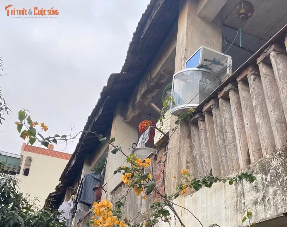 Không ít người dân khác cũng bày tỏ mong muốn dự án cải tạo sớm được triển khai để đảm bảo an toàn và cải thiện điều kiện sống.