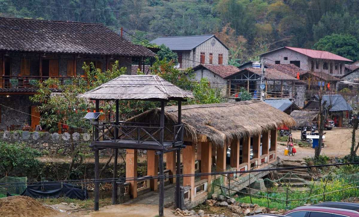 tet-giua-lang-da-co-khuoi-ky-cao-bang.jpg