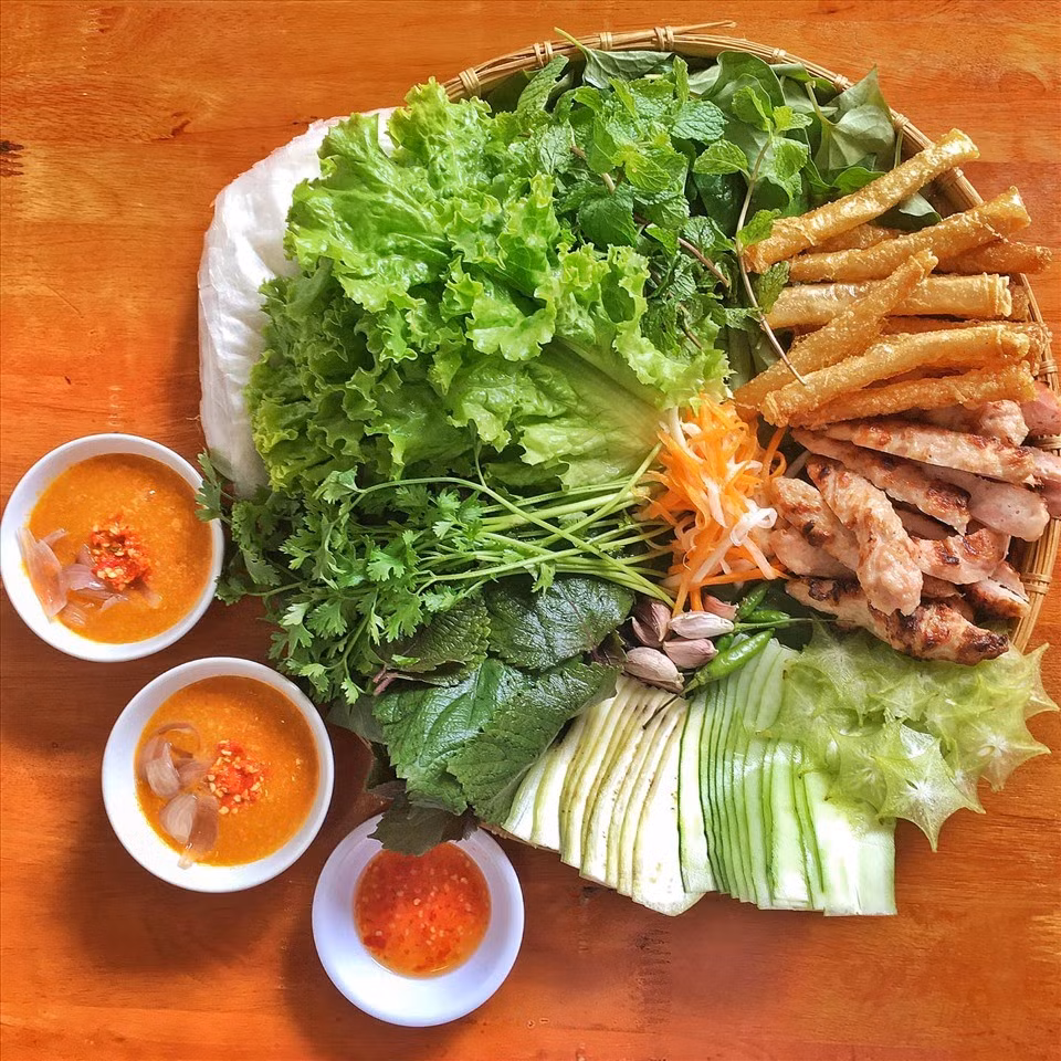 nem-nuong-ninh-hoa.jpg