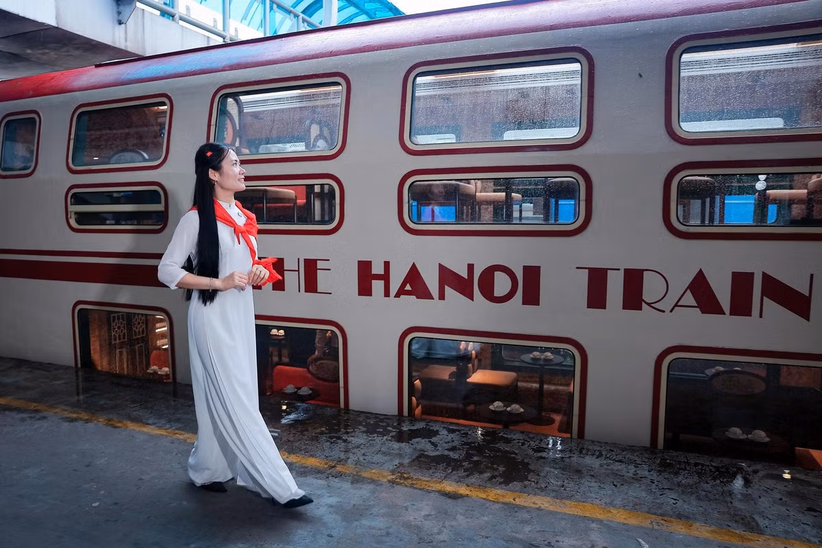 tau-hai-tang-ha-noi-5-cua-o.jpg