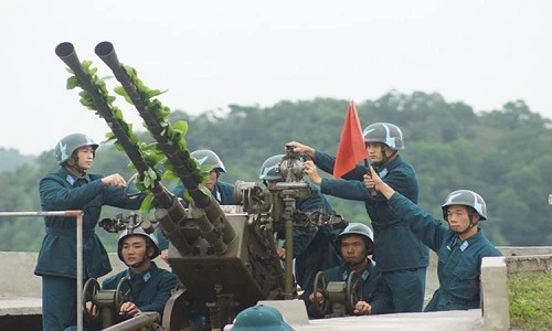 Cận cảnh "lưới lửa" phòng không Việt Nam canh trời Đông Bắc