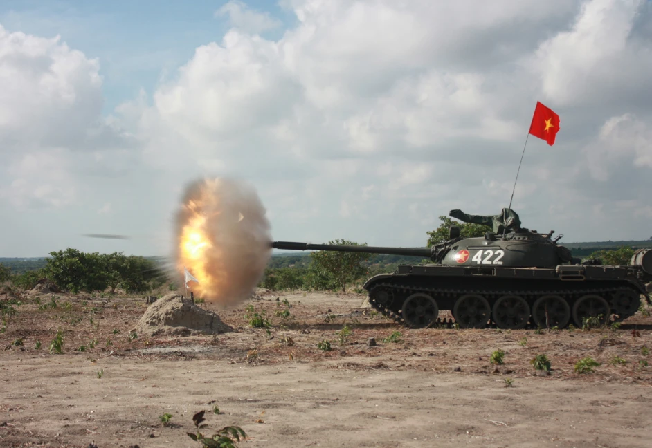T-55 sẽ sớm được trang bị đạn xuyên giáp “Make in Vietnam”?