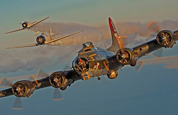 Đây là thứ khiến Boeing B-17 được gọi là "pháo đài bay"