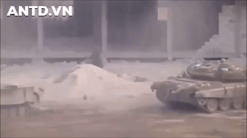  Chiến trường Syria đột ngột căng thẳng sau khi phía phiến quân đối lập và Thổ Nhĩ Kỳ từ chối rút khỏi khu vực Idlib, quân đội Syria dưới sự hỗ trợ của Nga đã bắt đầu mở các chiến dịch đánh lớn tại đây.