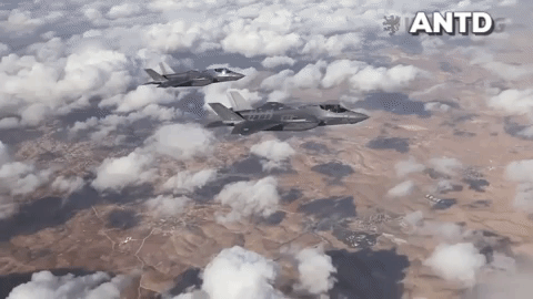 Trang Avia-pro của Nga cho biết, khoảng một ngày trước, hai tiêm kích F-35I Adir của Israel đã xâm phạm không phận Iran, khi lợi dụng một cuộc tấn công mạng quy mô lớn vào các hệ thống năng lượng của nước cộng hòa Hồi giáo đang diễn ra.