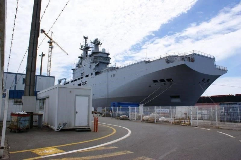 Nga nhắc về Mistral sau khi Pháp mất hợp đồng tàu ngầm cực lớn với Australia