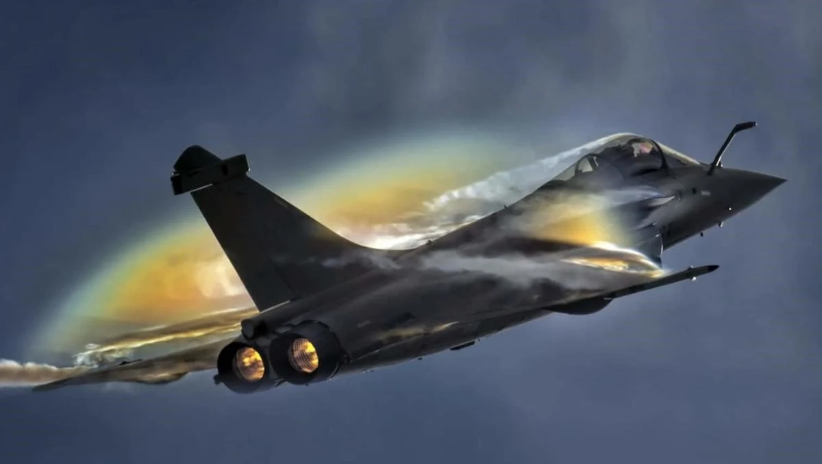 Cú lội ngược dòng ngoạn mục của ‘phượng hoàng lửa’ Rafale Pháp