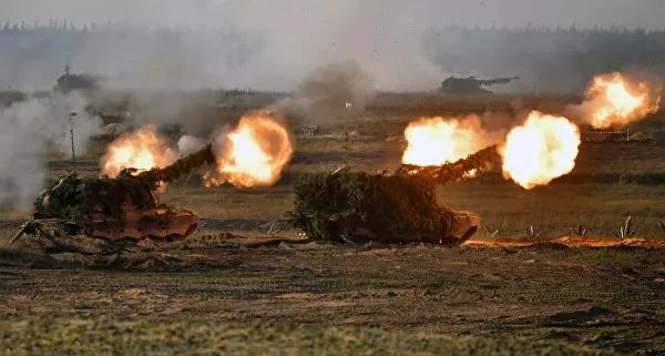 Nga bất ngờ kéo dài tập trận ở Belarus khiến Mỹ và NATO ngỡ ngàng