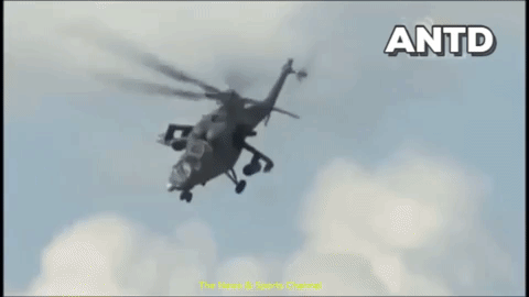 Sau này các biến thể Mi-24D/P/PK/PN/PS, Mi-25, Mi-35/35M/35P có buồng lái hình giọt nước cho tầm quan sát tốt hơn.