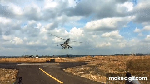 Trực thăng Mi-24 được tập đoàn quân sự Mil Moscow nghiên cứu và phát triển từ những năm đầu thập niên 60 của thế kỷ XX và đưa vào sử dụng trong quân đội Xô Viết năm 1972, loại trực thăng này được sản xuất với khá nhiều biến thể bao gồm Mi-24A/BM|BMT/U.