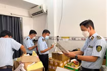 Cần Thơ: Hơn 15.000 sản phẩm mỹ phẩm bán trên mạng bị thu giữ