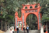 Ngã giá nơi đất Tổ