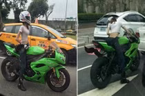 Nữ biker bí ẩn quyết không lộ mặt khiến fan bị kích thích