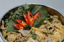Nhiều công dụng từ loại rau thơm quen thuộc trong vườn