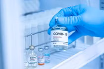 Phụ nữ mang thai, cho con bú có thể tiêm vaccine COVID-19?