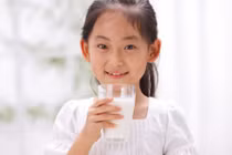 Sữa quan trọng cho sự phát triển của trẻ 