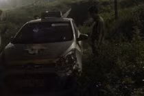 Rợn tóc gáy hành vi hai đối tượng cứa cổ lái xe taxi ở Bắc Ninh