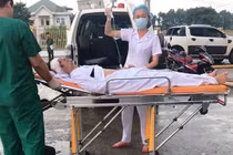 Lật xe túc túc ở Quảng Ninh, 9 khách du lịch bị thương