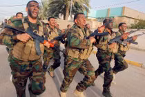 Quan sát Quân đội Iraq huấn luyện tân binh đánh IS