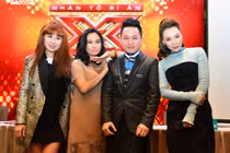 Giám khảo The X-Factor: Không có nhẫn kim cương dụ thí sinh!