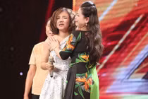 Gặp lại mẹ tại The X-Factor, thí sinh 16 tuổi bật khóc