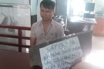Video: Chân dung kẻ ném tảng đá 33kg vào cảnh sát cơ động ở TP.HCM