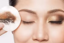 Biết điều kinh khủng này, 100% chị em sẽ tẩy trang trước khi đi ngủ