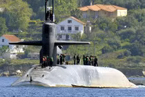 Hoảng hồn kho vũ khí tàu ngầm USS Ohio của Mỹ