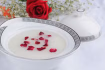 Phát thèm những món ăn ngon từ hoa hồng ngày Valentine 