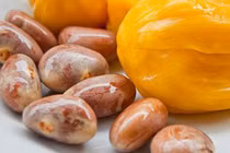 Bạn sẽ phải bất ngờ về những bài thuốc từ hạt mít 