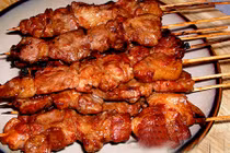 Tiết lộ bí quyết làm món thịt xiên nướng ngon hảo hạng