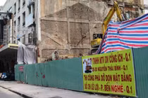 Thương xá Tax trăm tuổi đã thành gạch vụn