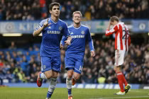 Chelsea đánh bại đội khách Stoke 3-0 