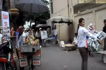 Chạy công an như “chạy giặc“