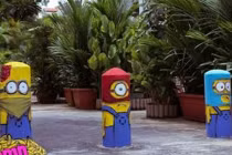 Thú vị với “đội quân minion” trên đường phố