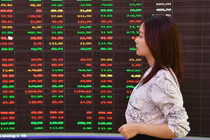 VN-Index lao dốc 50 điểm, Khối ngoại ra tay gom hàng