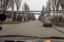 Ảnh cuộc sống ở thị trấn giáp ranh với miền đông Ukraine