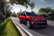 Toyota RAV4 Prime 2021 mới từ 888 triệu đồng có gì hot?