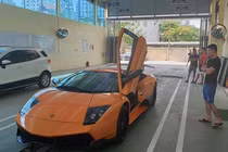 "Bò già" Lamborghini Murcielago của đại gia Việt lộ diện sau 3 năm... mất tích