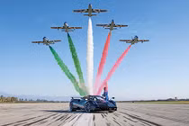 “Thần gió” Pagani Huayra Tricolore giới hạn 3 xe, hơn 154 tỷ đồng