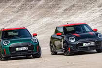 "Soi" MINI John Cooper Works Electric và Cooper Works Aceman