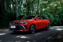 Geely Emgrand L 2022 từ 349 triệu đồng, "đấu" Honda Civic và Kia K3