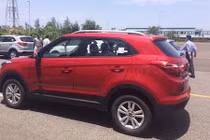 Crossover giá rẻ Hyundai Creta lộ hàng loạt ảnh chi tiết