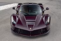 Ferrari LaFerrari với màu ngoại thất Rosso Vinaccia "hàng độc"