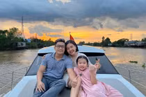 Vân Trang kể về quá khứ nghèo khó bên ba mẹ